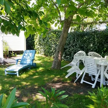 Dom wakacyjny Maison Accueillante A Avec Piscine Et Jardin