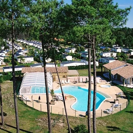 Maison Accueillante A Avec Piscine Et Jardin Holiday home